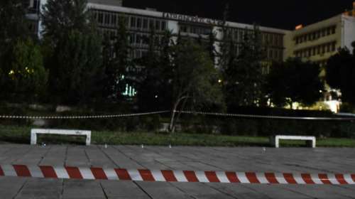Πυροβολισμοί στο ΑΠΘ: Στο χειρουργείο 23χρονος, με σφαίρες στα πόδια - Πώς έγινε η συμπλοκή [εικόνες-βίντεο]