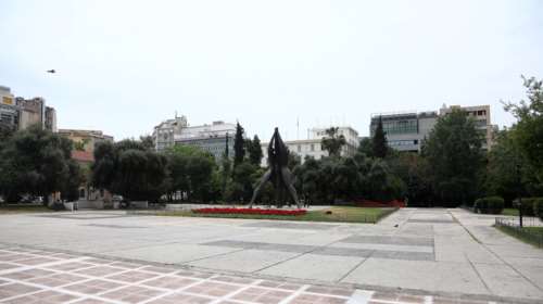 Το διατηρητέο ακίνητο στην πλατεία Κλαυθμώνος που προορίζεται για ξενοδοχείο