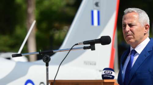 Το &quot;παζάρι&quot; του Αποστολάκη για το Υπουργείο: Δεν ήθελε αναπληρωτής, ήθελε οπωσδήποτε υπουργός- Τα τηλεφωνήματα με Μητσοτάκη