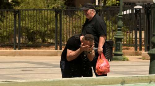 Καιρός: &quot;Έβρασε&quot; η χώρα, πάνω από τους 38 βαθμούς η θερμοκρασία στην Αττική - Ποιες περιοχές θα &quot;ψηθούν&quot; και αύριο