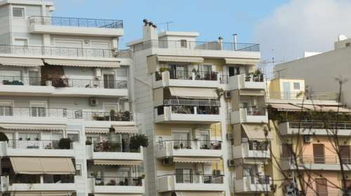 Επιστροφή ενοικίου: Πώς φτάσαμε στο να δηλώνονται μισθώματα σπιτιών για... 5 ευρώ τον μήνα