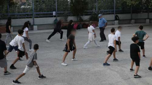 Ανοιγμα στις 10 Μαΐου για τα Δημοτικά και τα Γυμνάσια - Κανονικά οι εξετάσεις ξένων γλωσσών - Πώς θα γίνουν