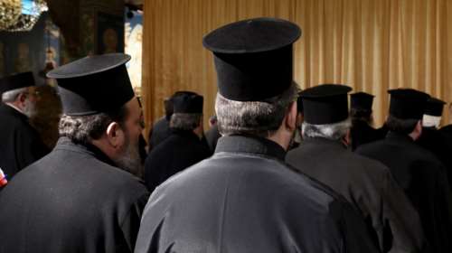 Αποσχηματίστηκε έπειτα από 20 χρόνια γνωστός έλληνας κληρικός - Η ανάρτησή του στο Facebook