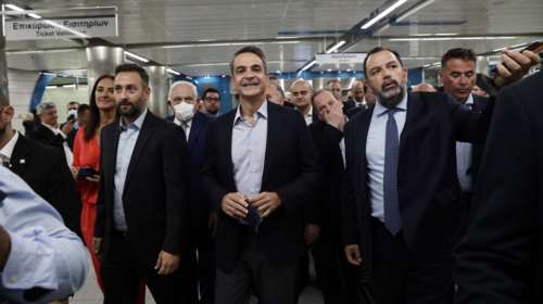 Μητσοτάκης στο Μετρό Πειραιά: Εμείς παραδίδουμε έργα και άλλοι παρουσίαζαν μουσαμάδες - Εικόνες των νέων σταθμών