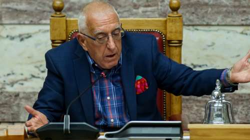 Ο Νικήτας Κακλαμάνης είχε υποσχεθεί να τερματίσει την πολιτική του καριέρα στον Δήμο Αθηναίων- Ποιος του το θυμίζει