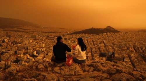 Προειδοποίηση Τσατραφύλλια για τους αλλεργικούς: Αρκετή σκόνη και ζέστη από σήμερα - Πού θα σημειωθούν υψηλές θερμοκρασίες