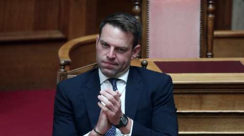 Κασσελάκης: Η επενδυτική βαθμίδα "πατάει πάνω στη φτωχοποίηση των πολιτών"