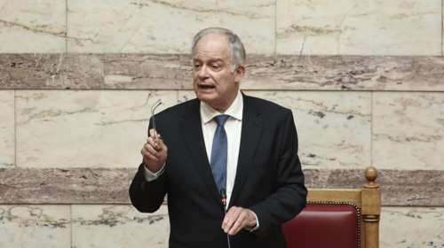 Το βιογραφικό του Κώστα Τασούλα: Από &quot;παιδί&quot; του Αβέρωφ στη δημαρχία της Κηφισιάς, στη Βουλή και στο Προεδρικό