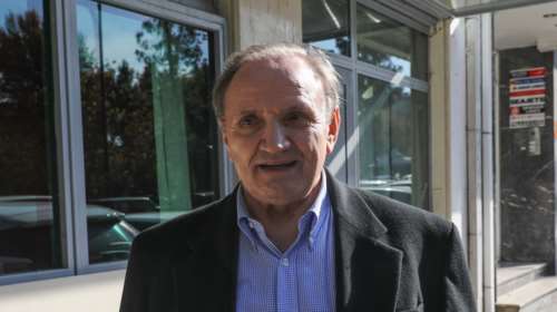 Ο Τζουμάκας πιστεύει ότι βάζουν φωτιές για να κάνουν ανεμογεννήτριες- Το είπε και ο Παΐσιος Στέφανε;