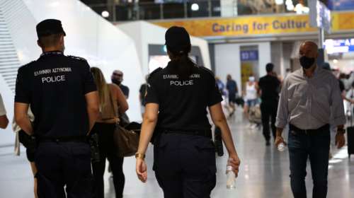 Συνελήφθη στο &quot;Ελευθέριος Βενιζέλος&quot; Αιγύπτιος με 850.000 ευρώ στη βαλίτσα του