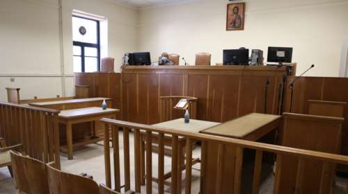 Ρέθυμνο: Οκτώ χρόνια φυλακή σε 27χρονο που μαχαίρωσε τον πατέρα του 50 φορές