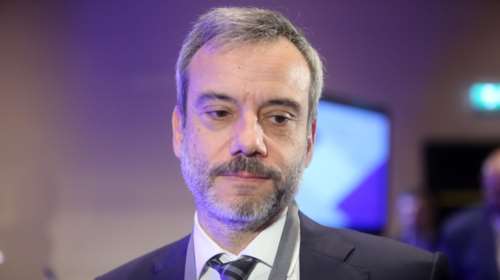 Ζέρβας σε Μητσοτάκη: Να μείνουν κλειστά τα σχολεία μέχρι τα Χριστούγεννα