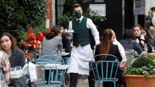 Βρετανία: Σήμερα η ανακοίνωση των περιοριστικών μέτρων που θα εφαρμοστούν μετά την άρση του lockdown