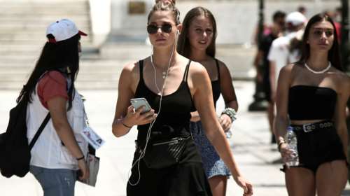 Κορονοϊός: Οι νεαροί ασυμπτωματικοί είναι εξίσου μολυσματικοί με όσους έχουν συμπτώματα