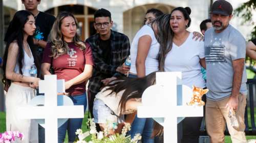 ΗΠΑ: Ξεκινούν οι κηδείες των παιδιών από το μακελειό στο Τέξας