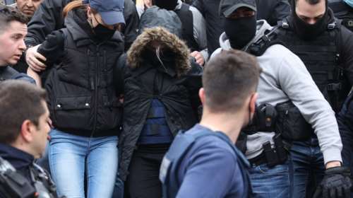 Έρευνες για δολοφονία Μαλένας και Ίριδας με μέθοδο Τζωρτζίνας - Μυστήριο και με τον θάνατο της σπιτονοικοκυράς