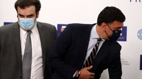 Εμβολιασμός ή άδεια άνευ αποδοχών για τους εργαζόμενους στις δομές υγείας- 5ήμερη άδεια για τους φαντάρους που θα εμβολιαστούν