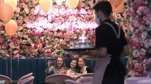 Κλειστοί χώροι εστίασης: Με rapid test και οι έφηβοι 12-17 ετών - Έρχεται νέο ΦΕΚ