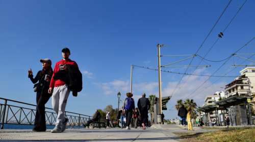 Ανεβαίνει ξανά η θερμοκρασία έως την Πέμπτη - 20άρια και νοτιάδες μέσα Ιανουαρίου