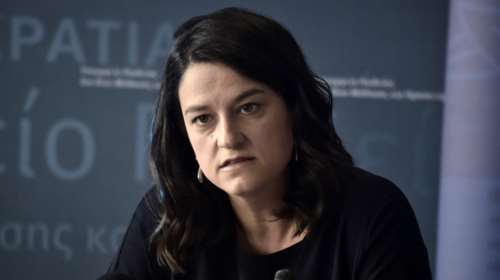 Κεραμέως για τον &quot;αφορισμό&quot; Αμβρόσιου: Μην αφήσουμε κάποιες ακραίες πράξεις να αμαυρώσουν το κλίμα [Βίντεο]