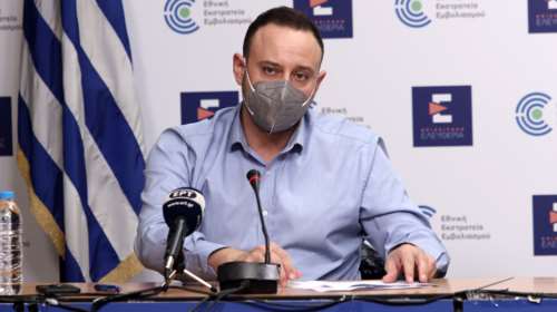 "Βόμβα" Μαγιορκίνη: Βρισκόμαστε προ καταιγίδας με την Όμικρον - Θα φτάσουμε τα 12.000 κρούσματα