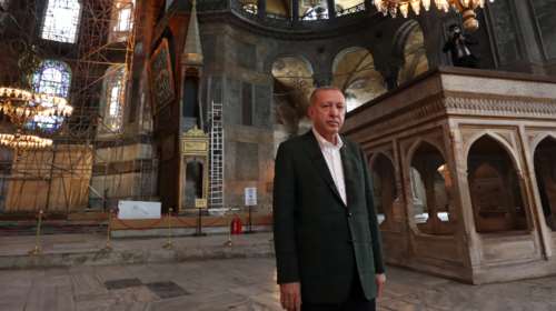Πρόκληση Ερντογάν ανήμερα Πρωτοχρονιάς: Η Αγία Σοφία είναι το στέμμα του 2020