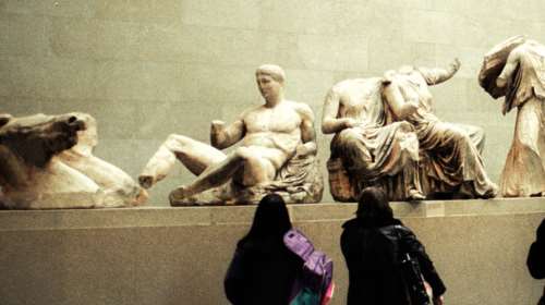 Νέος πρόεδρος Βρετανικού Μουσείου: &quot;Είμαστε ανοιχτοί στο να δανείσουμε τα Ελγίνεια Μάρμαρα στην Ελλάδα&quot;