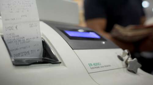 Απίστευτη περίπτωση φοροδιαφυγής: Καφετέρια στην Κρήτη απέκρυψε 1,45 εκατ. ευρώ - Το &quot;κόλπο&quot; με τις πλατφόρμες delivery