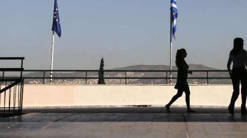 Αποπλάνηση μαθήτριας στην Ηλιούπολη: Στη φυλακή ο 44χρονος καθηγητής που προκαλεί - &quot;Ό,τι συνέβη, έγινε μόνο μία φορά&quot;