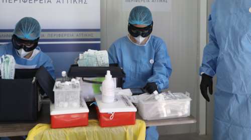 Κορονοϊός: Πρωταγωνιστούν Αττική και Θεσσαλονίκη στα κρούσματα - Διευρύνεται η διασπορά στη χώρα