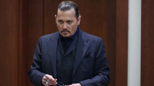 &quot;Ας την πνίξουμε προτού την κάψουμε&quot;: Τα sms του Τζόνι Ντεπ για την Άμπερ Χερντ - Τα ναρκωτικά και το αλκοόλ