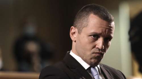 Παραδόθηκαν μόνοι τους οι Ηλίας Κασιδιάρης και Γιώργος Πατέλης- Πάει στη ΓΑΔΑ ο Μιχαλολιάκος