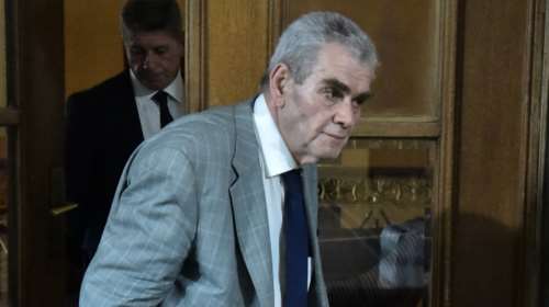 &quot;Φωτιά&quot; στην Προανακριτική: Αποχώρησε o Παπαγγελόπουλος - ΝΔ: Ο Τσίπρας θυσιάζει τον Ρασπούτιν για να σώσει τον εαυτό του