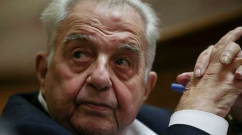 Φλαμπουράρης σε Οικονόμου: Να αποσύρει τα ψεύδη και να μου ζητήσει αμέσως συγγνώμη