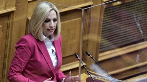 Γεννηματά κατά Τσίπρα: Η κυβέρνηση ΣΥΡΙΖΑ λειτουργούσε ως &quot;μαγαζί&quot; και στο εσωτερικό της υπήρχαν &quot;παραμάγαζα&quot;