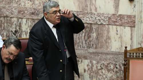 Με κορονοϊό ο Μιχαλολιάκος, νοσηλεύεται στο νοσοκομείο Λάρισας - Θετικός και ο Παππάς