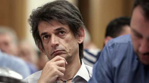 Επίθεση Καρανίκα στους βουλευτές του ΣΥΡΙΖΑ για τις Σπέτσες: "Ο πρόεδρος δεν σας καλεί για να περάσετε τούφα όπως έχετε συνηθίσει"