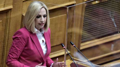 Γεννηματά: Να μείνει όρθια η κοινωνία και ζωντανή η οικονομία