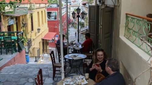 Κατεβάζει &quot;ρολά&quot; η εστίαση από τις 16 έως τις 22 Σεπτεμβρίου - Τι ζητούν οι καταστηματάρχες