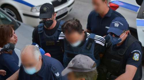 Μονεμβασιά: &quot;Για όλα φταίει η κορτιζόνη&quot; είπε ο 52χρονος - Αναμένεται ψυχιατρική εξέταση [Βίντεο]