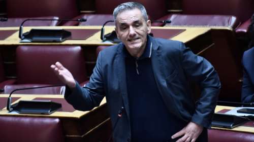 Σκληρή κόντρα Τσακαλώτου - ΝΔ: Μειωμένη η αντιληπτική σας ικανότητα - Ξεπέρασες σε χυδαιότητα και τον Τσίπρα