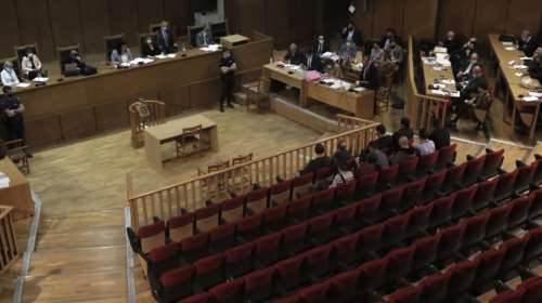 Δίκη Χρυσής Αυγής: Ξεκίνησε η &quot;μάχη&quot; των αναστολών - Ποιοι οδηγούνται στις φυλακές