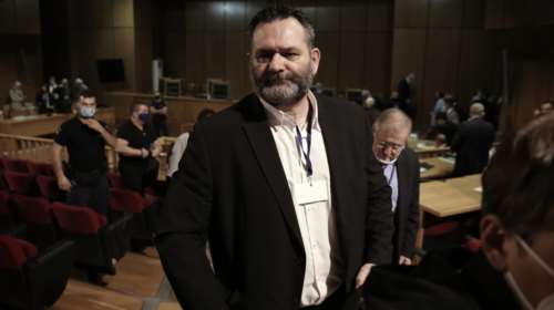 Γιάννης Λαγός: Ετοιμάζει βαλίτσες για Νορβηγία; - Το τεστ κορονοϊού λίγο πριν την απόφαση για την άρση ασυλίας [βίντεο]