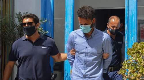 Εγκλημα στη Φολέγανδρο: Πήρε προθεσμία για να απολογηθεί ο 30χρονος - &quot;Ντροπή σου αλήτη&quot;, του φώναζαν [εικόνες, βίντεο]