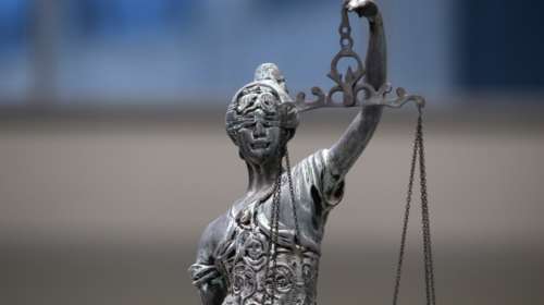 Τι αλλάζει στην επιμέλεια των παιδιών με το νομοσχέδιο του Υπ. Δικαιοσύνης- Από κοινού πλέον, ίσα δικαιώματα για μαμά και μπαμπά