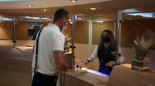 Aυτοί είναι οι χρυσοί κανόνες που ελαχιστοποιούν τον κίνδυνο μόλυνσης στα ταξίδια με πλοία, τρένα και αεροπλάνα