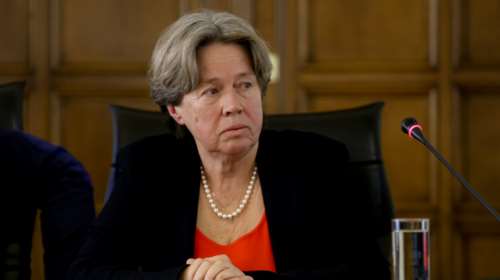 ΣΥΡΙΖΑ: Διαψεύδει τις φήμες η Αθηνά Λινού - Δεν παραιτείται από τη βουλευτική έδρα, θα κάνει μήνυση στον Πολάκη