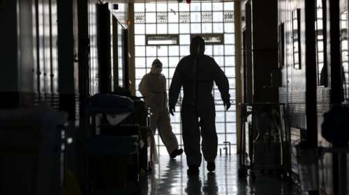 Αγρίνιο: Στη Δικαιοσύνη οικογένειες θυμάτων για τη ΜΕΘ - &quot;Πήγα τον πατέρα μου στο σφαγείο&quot; [βίντεο]