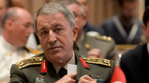 Τα... γύρισε ο Ακάρ: "Θέλουμε να λύσουμε τα προβλήματα με ειρήνη, σεβασμό και αγάπη"