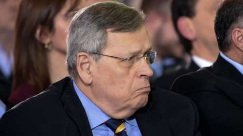 &quot;Ξαναχτύπησε&quot; ο Στέφανος Μάνος: Να αποζημιώσουν οι οδηγοί με τα φθαρμένα λάστιχα, όχι να αποζημιωθούν
